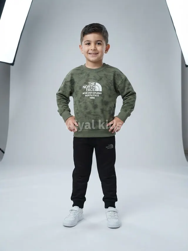 ترينغ ولادي خريفي north face  نمر 2-10