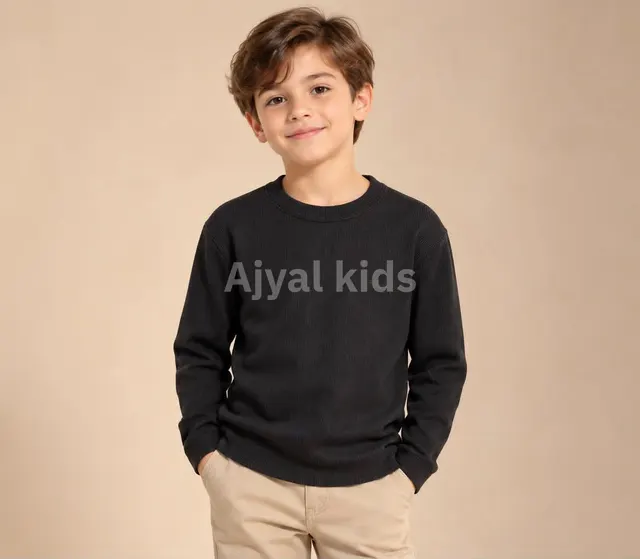 بلايز صوف ناعم ولادي اسود