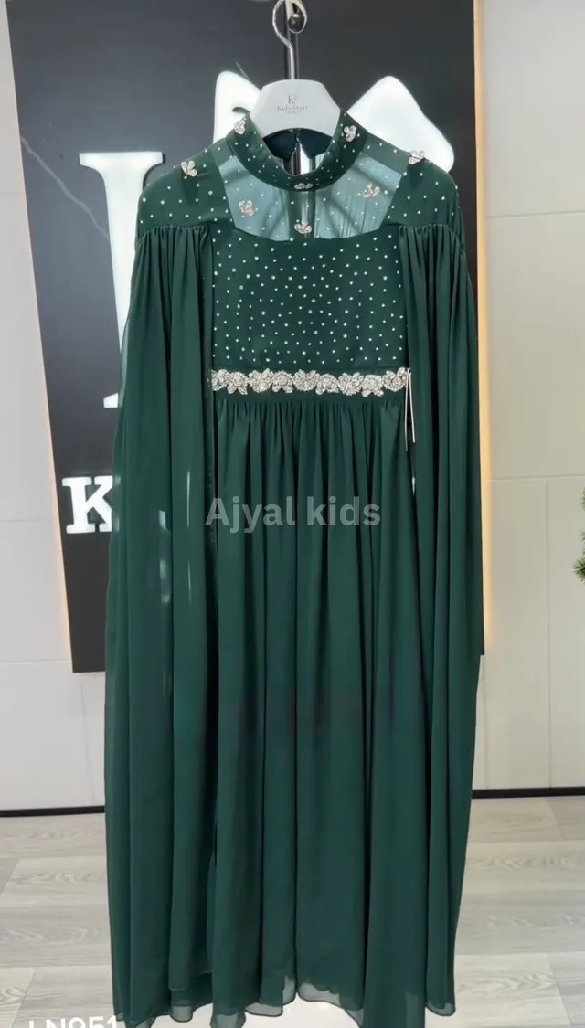 بدلة بناتي محير طويل
